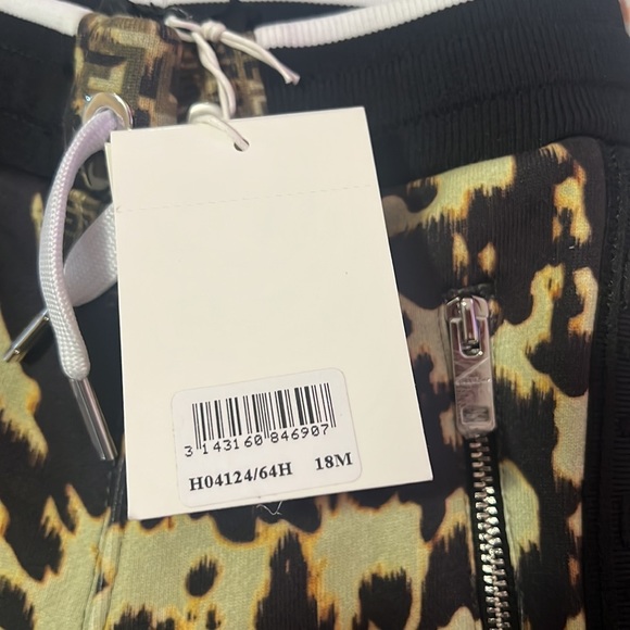 Givenchy Set - Picture 3 of 7